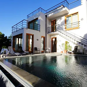 Ombelico Di Venere House Aparthotel